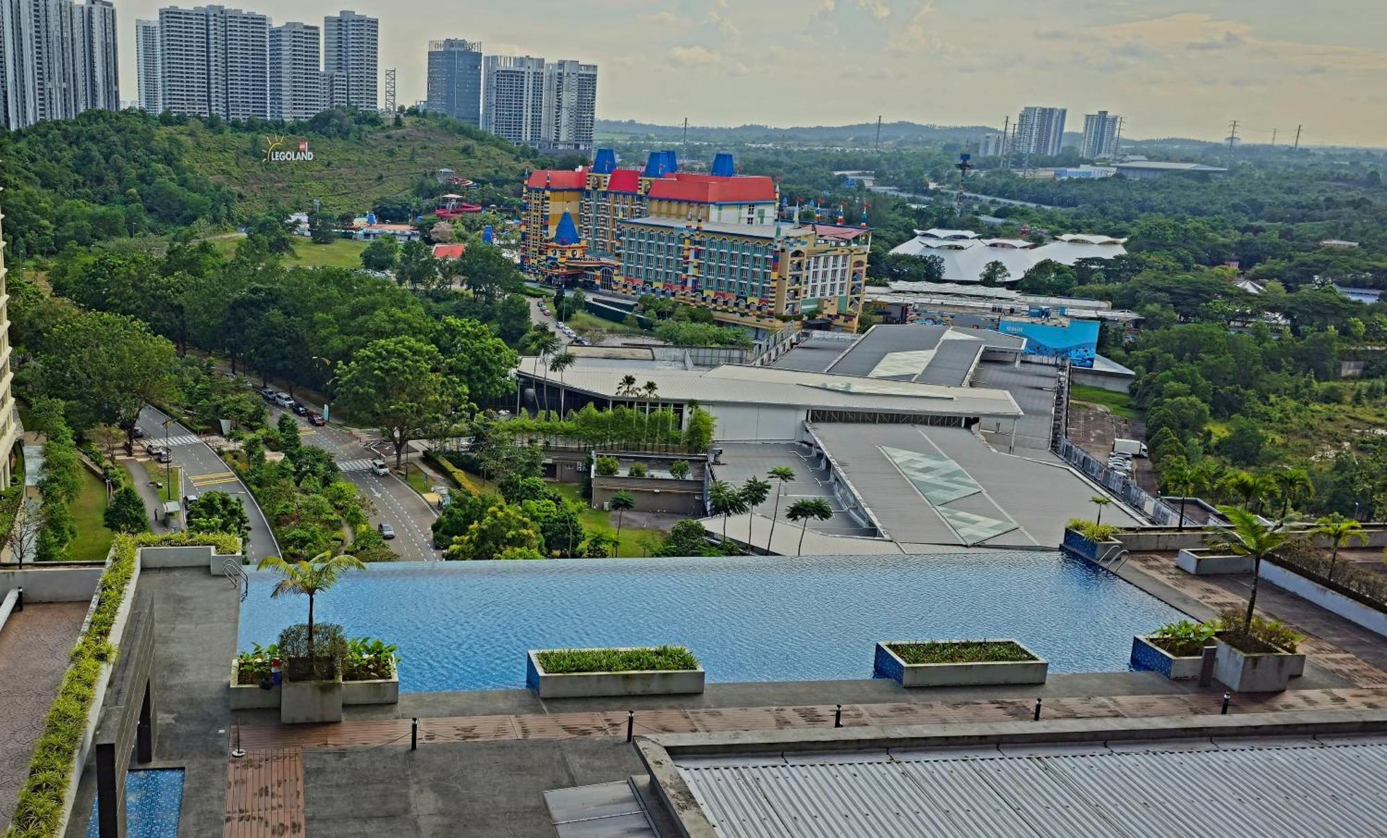 Apartment New D'pristine 3mins To Legoland 4pax Johor Bahru